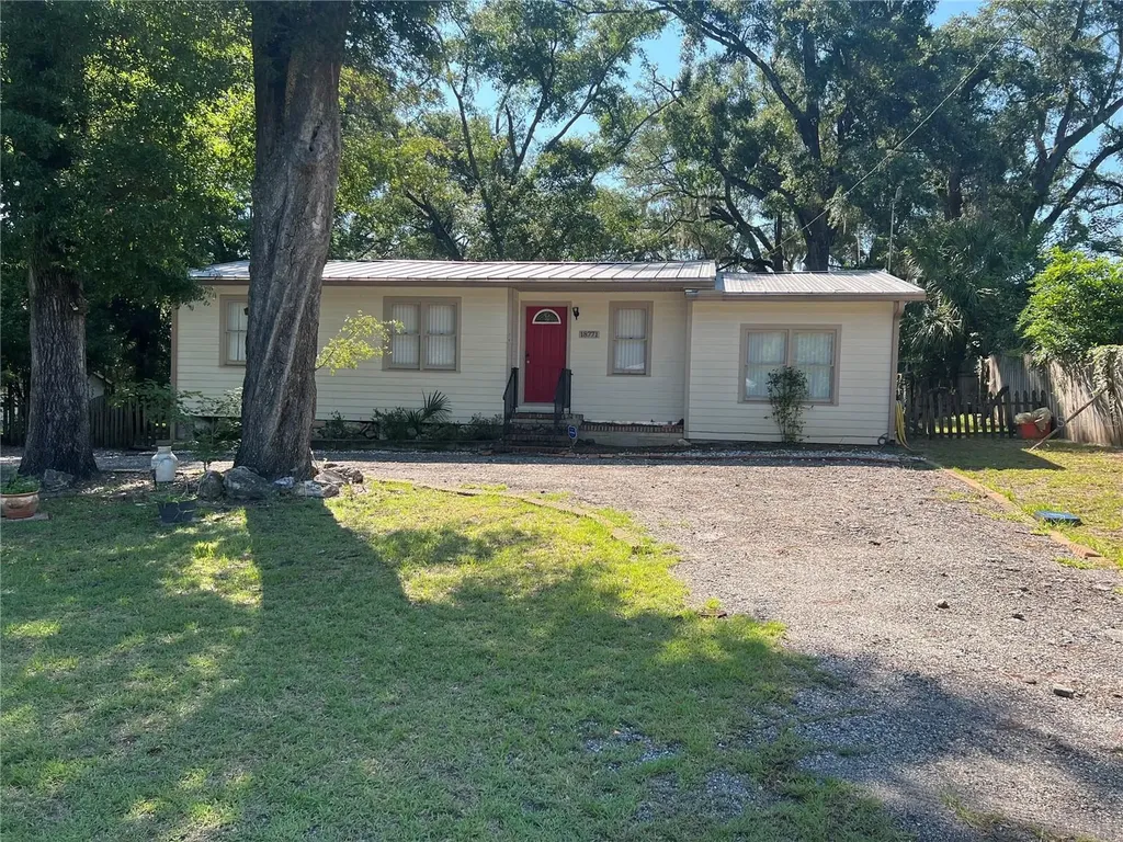 18771 NW 244th Street High Springs FL 32643