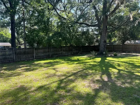 18771 NW 244th Street High Springs FL 32643