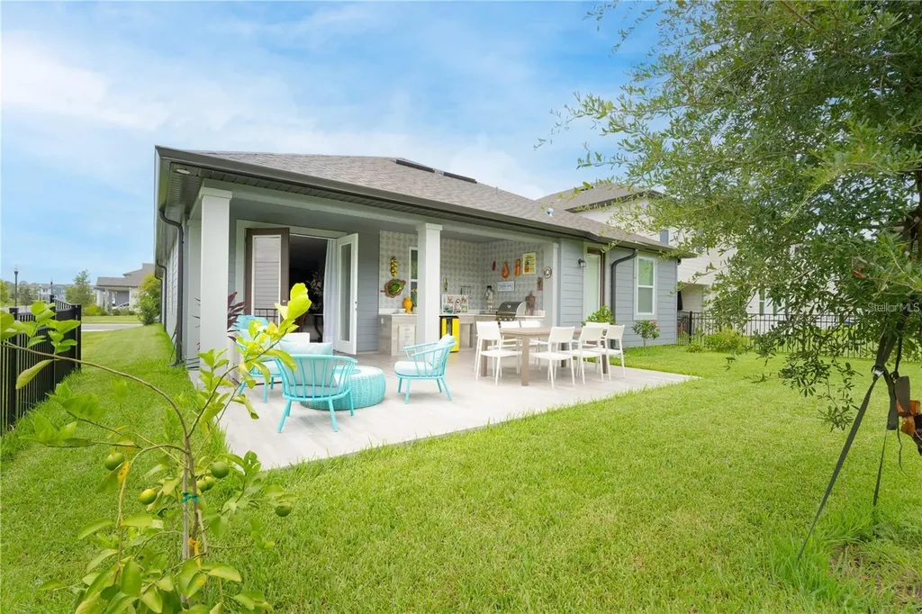 11243 Pixie Mandarin Court Winter Garden FL 34787
