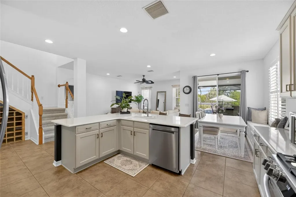 8115 Savannah Point Court Tampa FL 33647