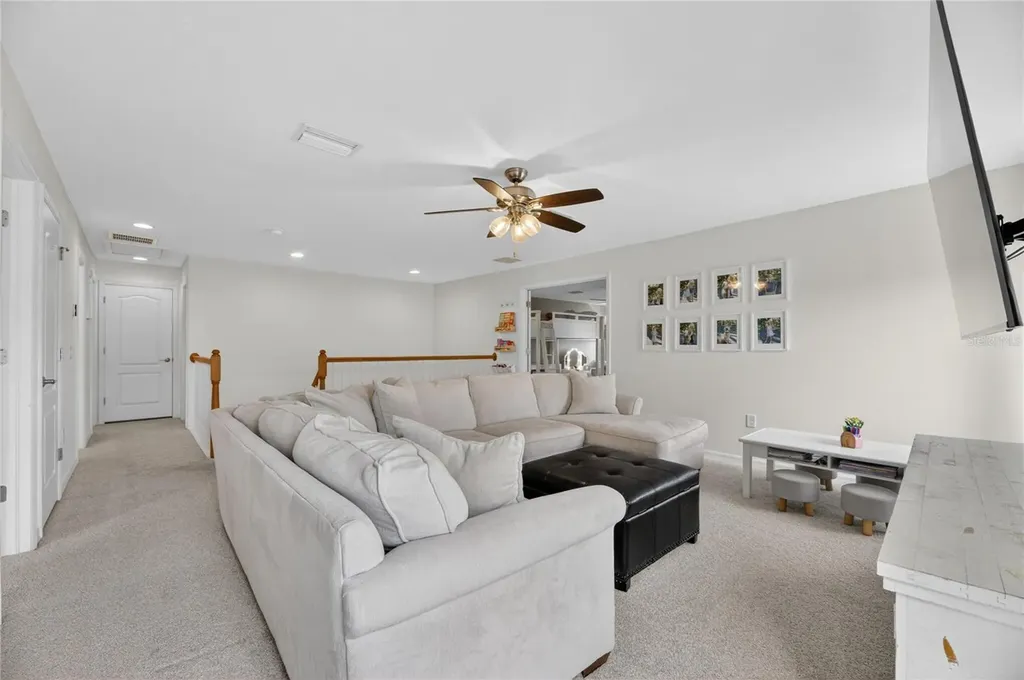 8115 Savannah Point Court Tampa FL 33647