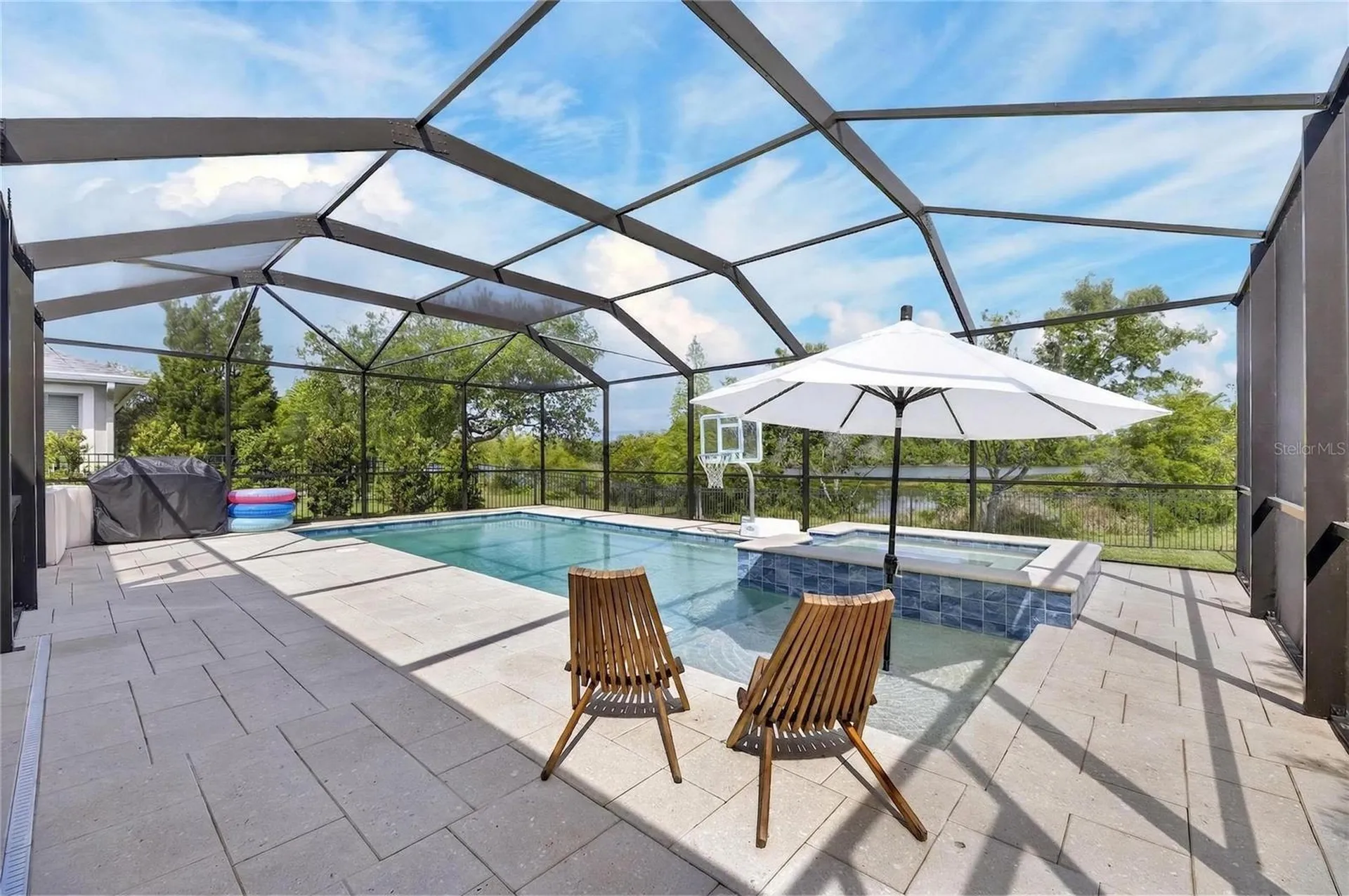 8115 Savannah Point Court Tampa FL 33647
