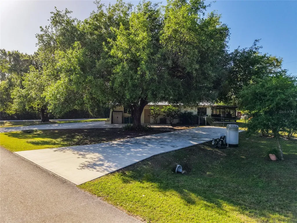 27505 Senator Drive Punta Gorda FL 33955