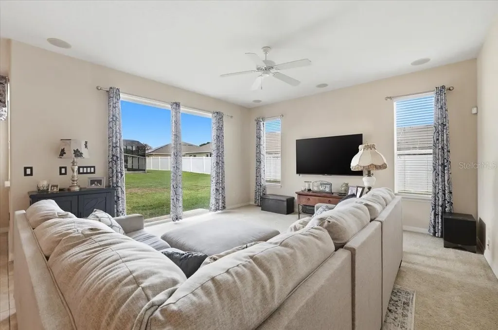 445 Amethyst Avenue Auburndale FL 33823