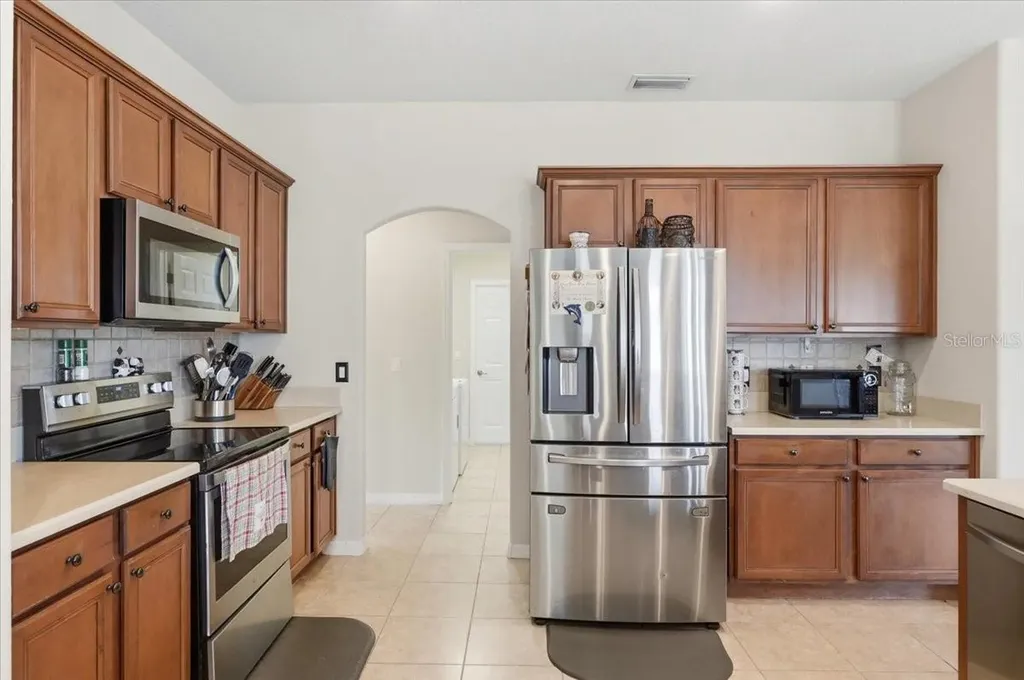 445 Amethyst Avenue Auburndale FL 33823