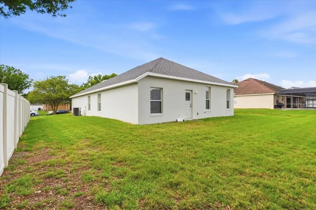 445 Amethyst Avenue Auburndale FL 33823