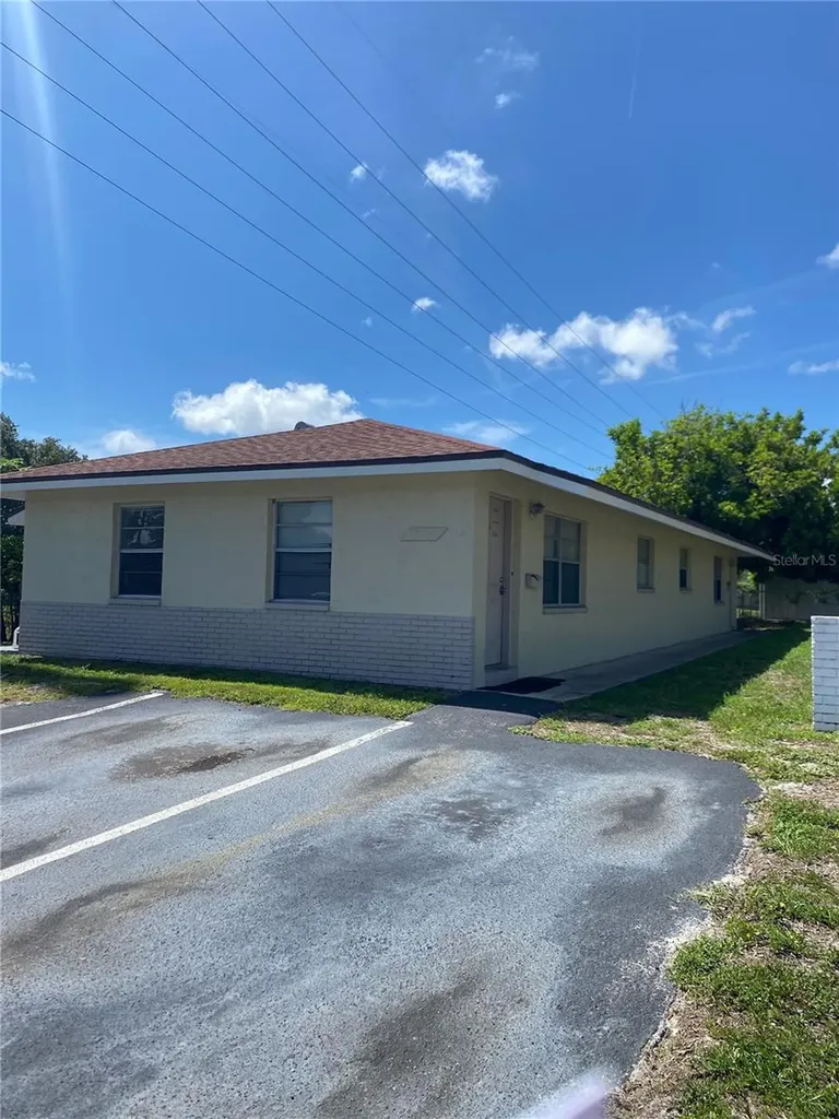 3734 67th Avenue N Pinellas Park FL 33781