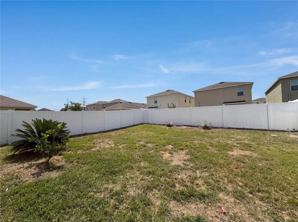 10225 Mangrove Well Road Sun City Center FL 33573