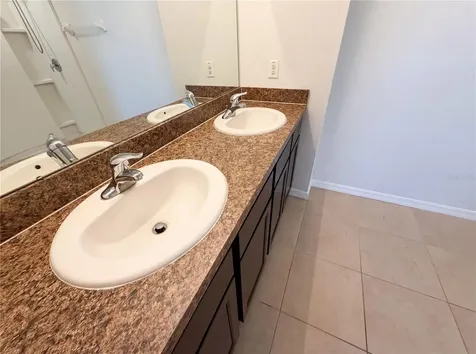 10225 Mangrove Well Road Sun City Center FL 33573