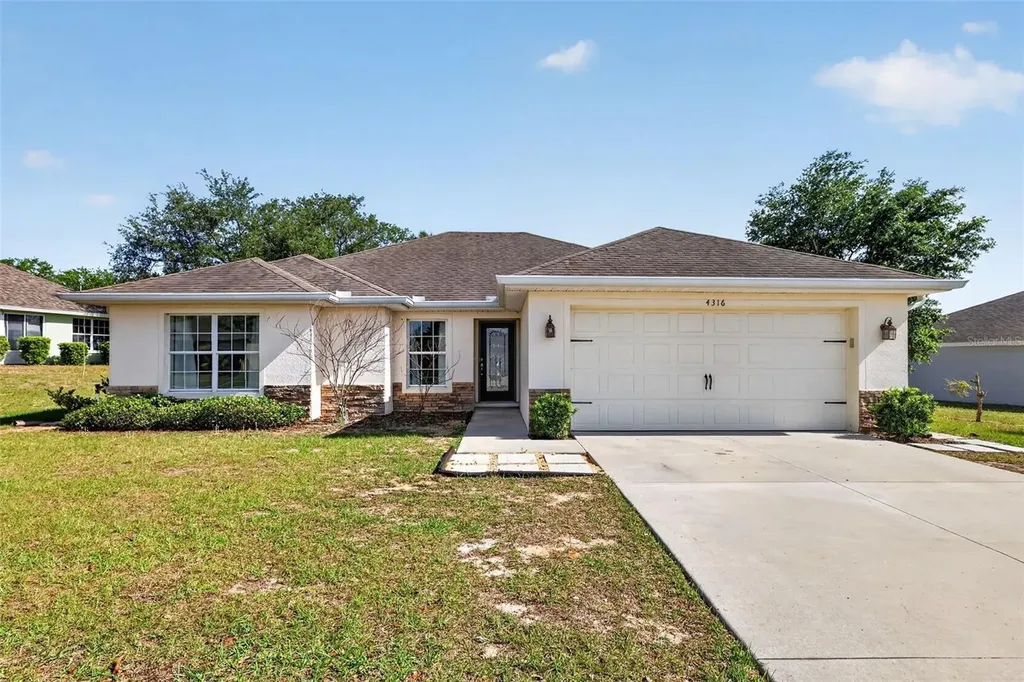 4316 Abaco Drive Tavares FL 32778