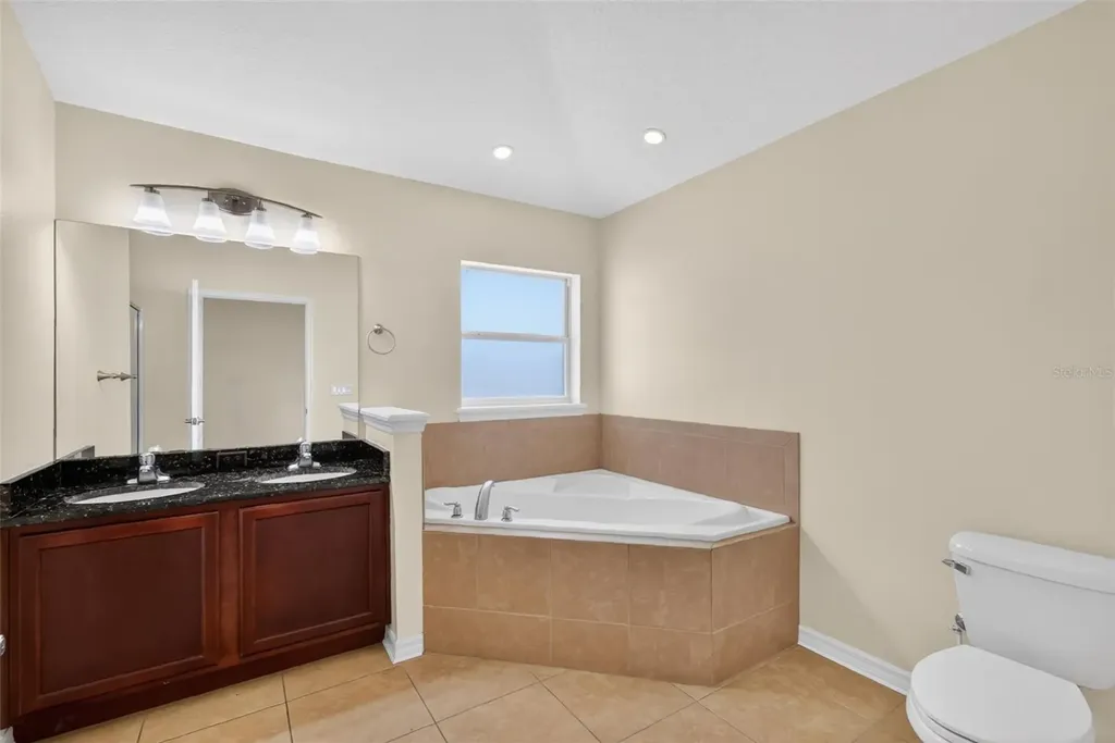 4316 Abaco Drive Tavares FL 32778