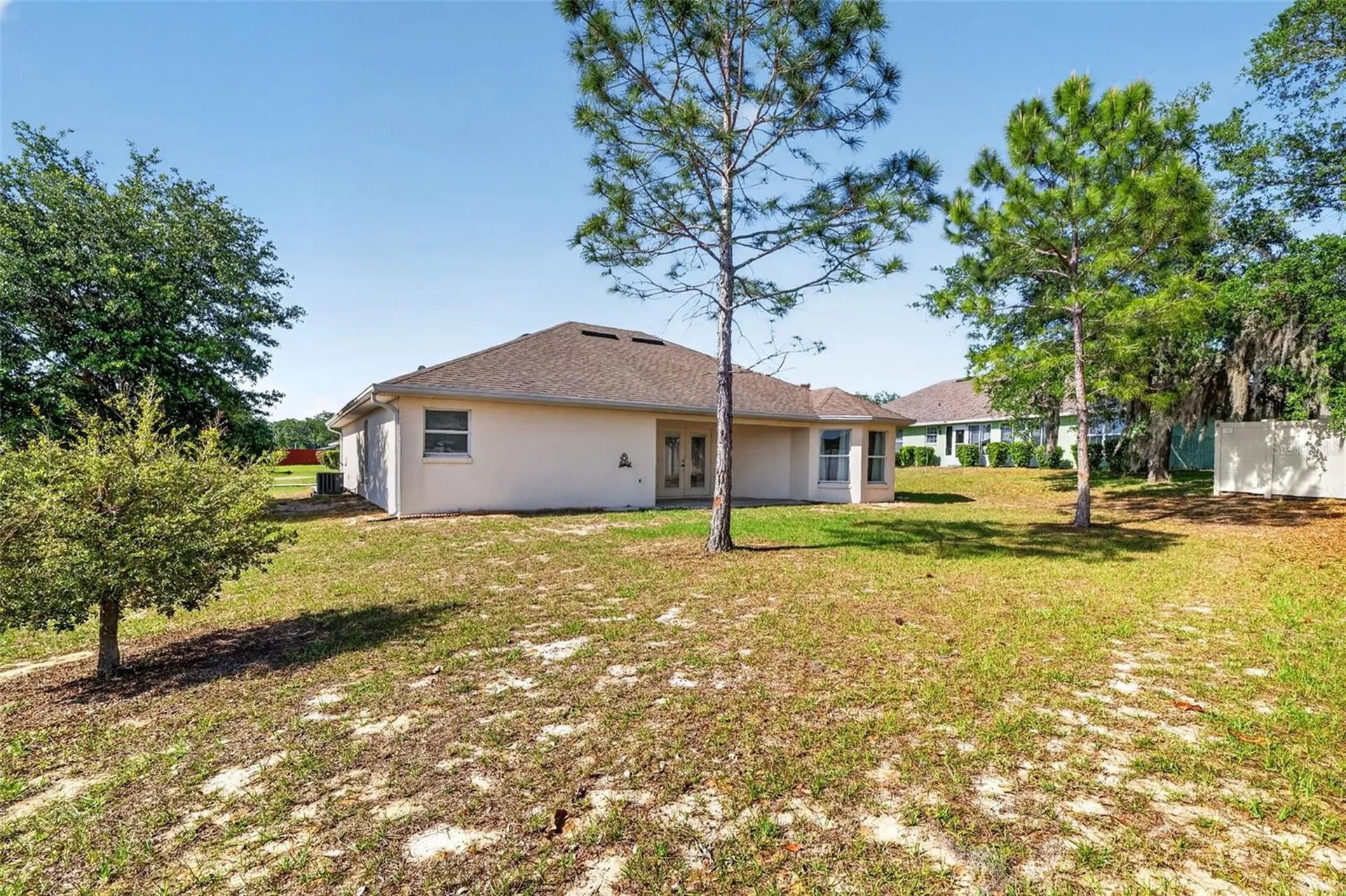 4316 Abaco Drive Tavares FL 32778
