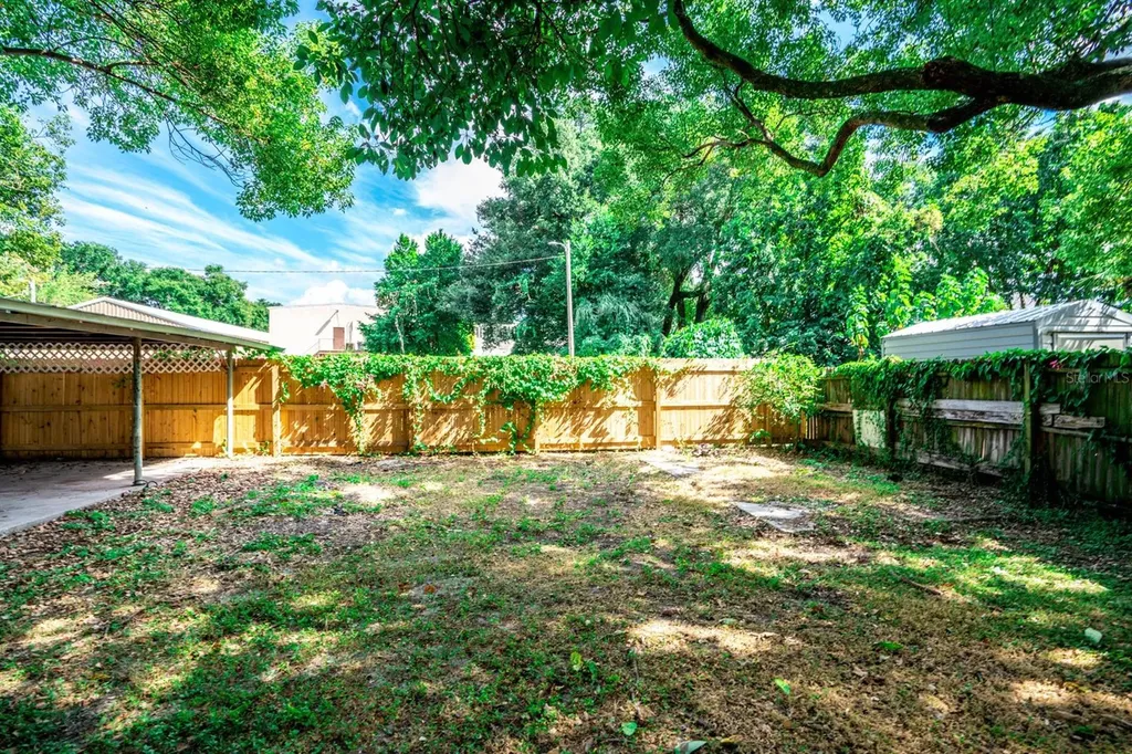 2817 N Taliaferro Avenue Tampa FL 33602