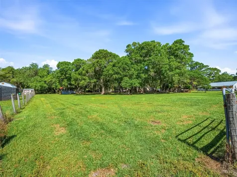 479 Maytown Road Oak Hill FL 32759