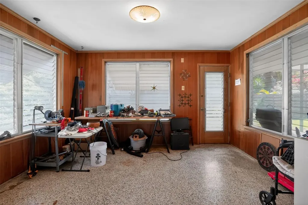 2312 Grove Street Sarasota FL 34239
