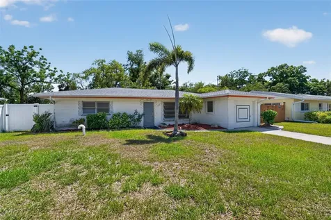 2312 Grove Street Sarasota FL 34239