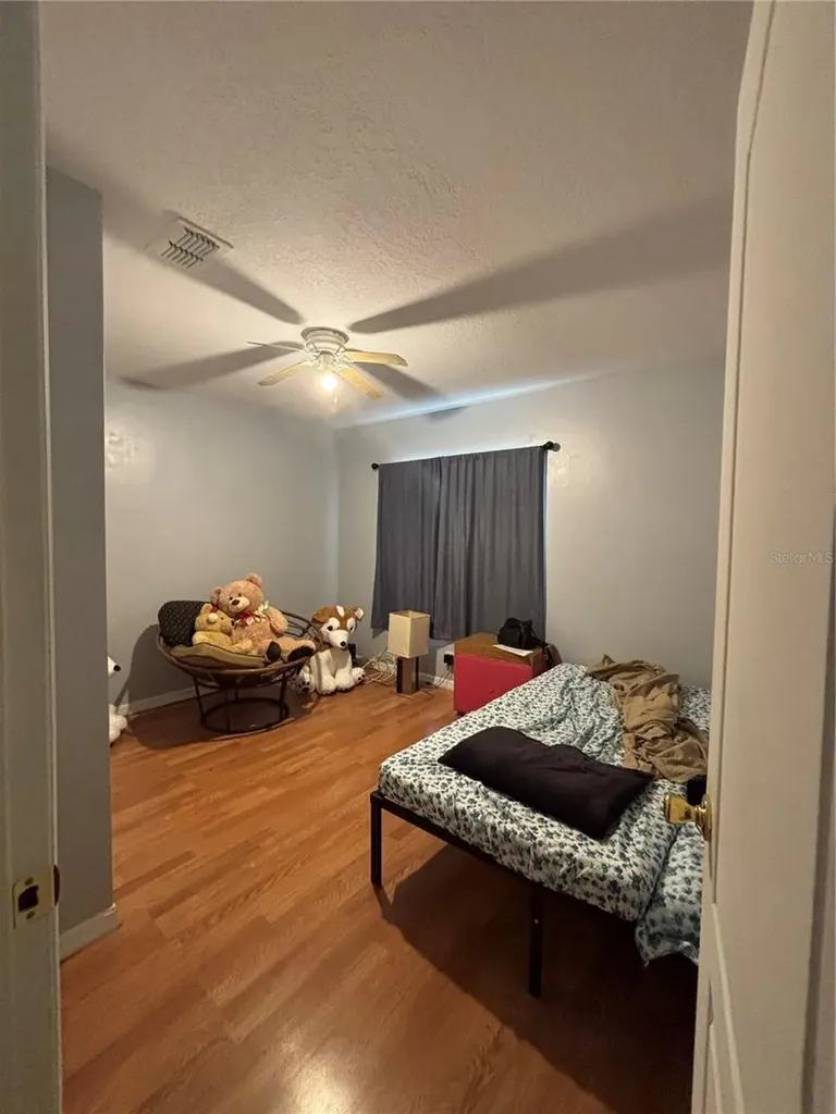 4250 Worthington Place Mascotte FL 34753