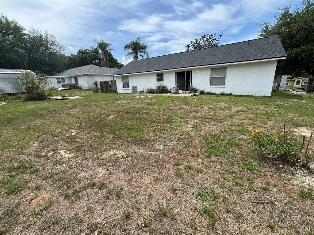 4250 Worthington Place Mascotte FL 34753