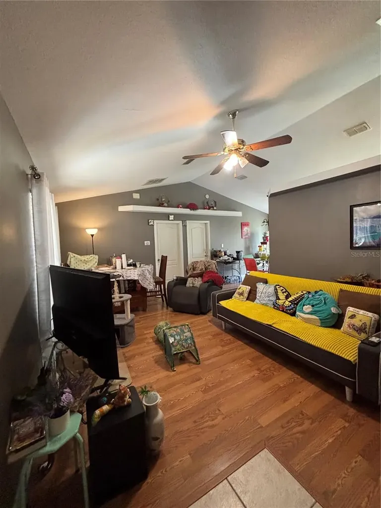 4250 Worthington Place Mascotte FL 34753