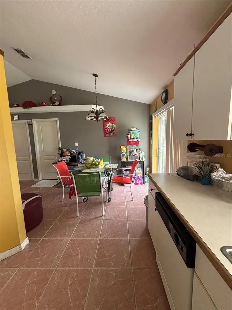 4250 Worthington Place Mascotte FL 34753