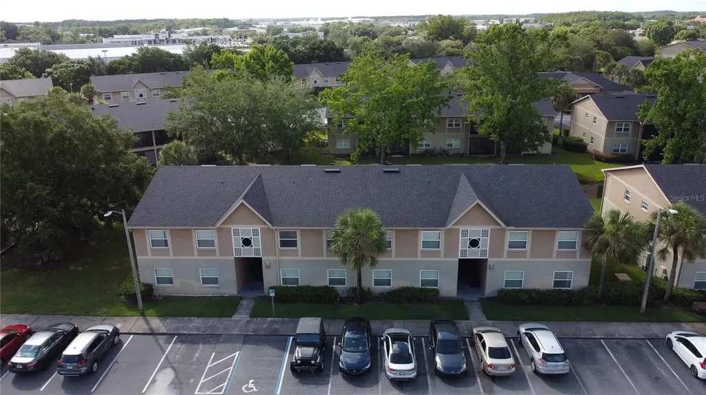 9909 Sweepstakes Lane Orlando FL 32837
