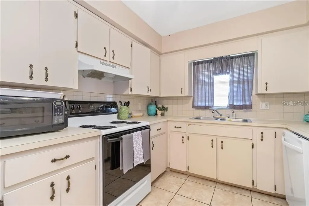 709 Mikasuki Drive Lakeland FL 33813