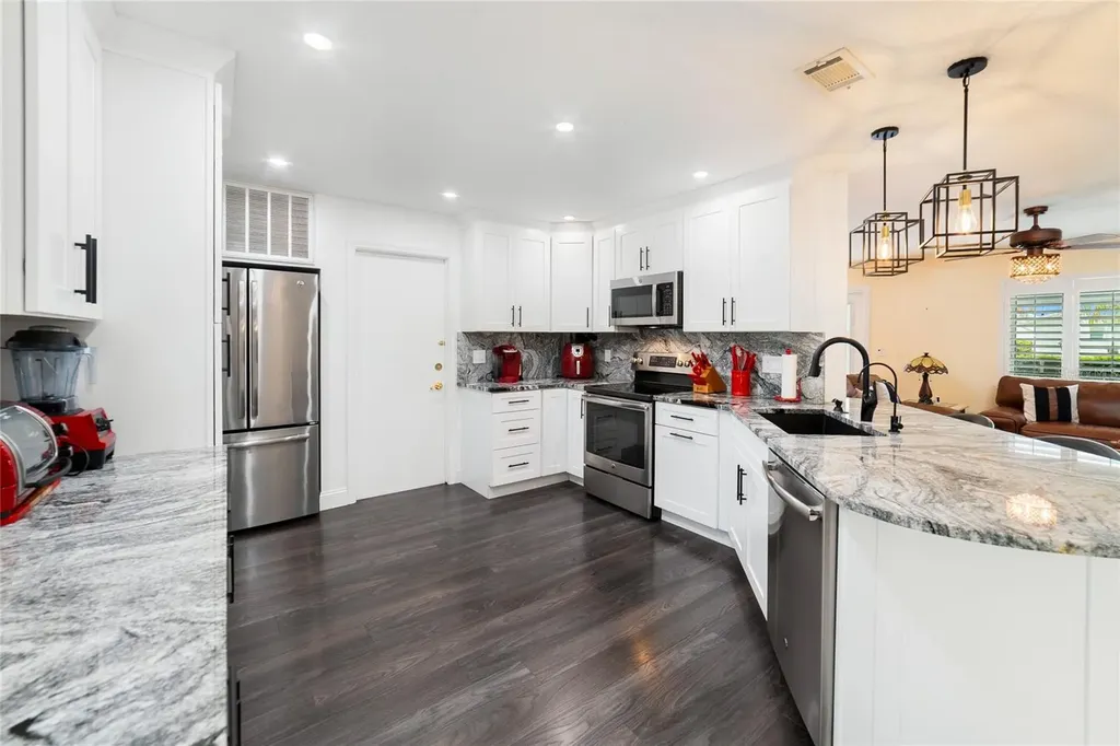 2107 SW 22nd Street Boynton Beach FL 33426