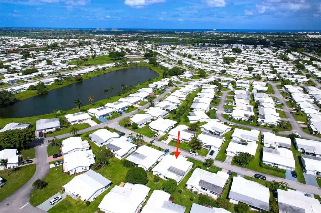 2107 SW 22nd Street Boynton Beach FL 33426
