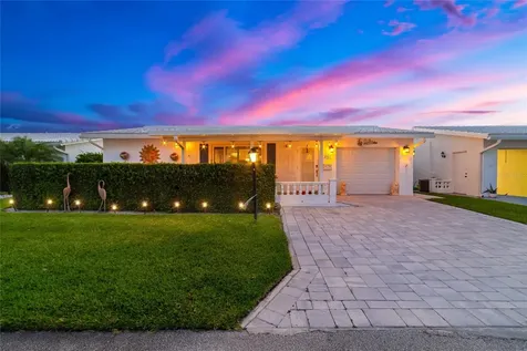 2107 SW 22nd Street Boynton Beach FL 33426