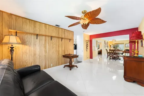 2107 SW 22nd Street Boynton Beach FL 33426