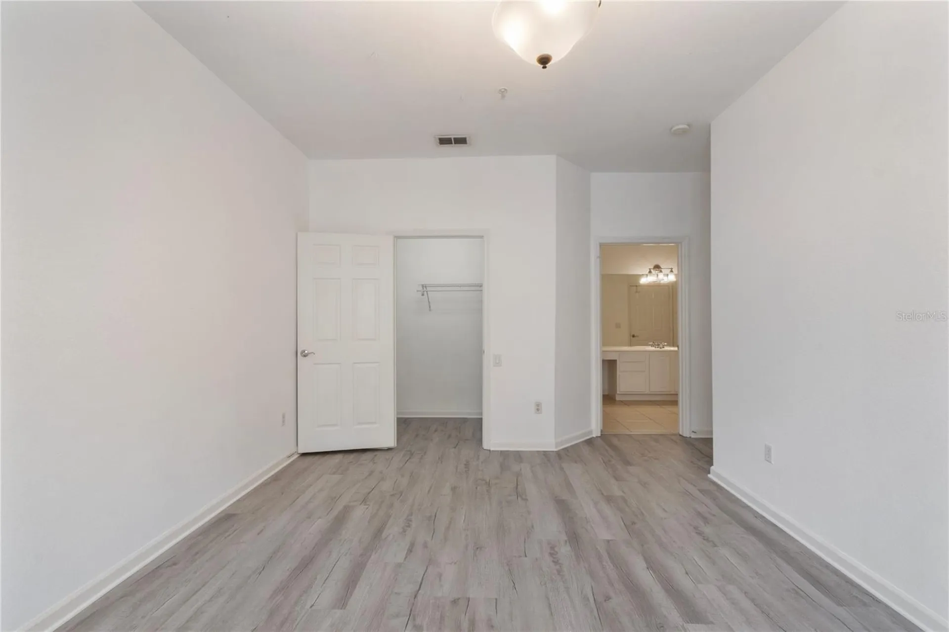 3326 Robert Trent Jones Drive Orlando FL 32835