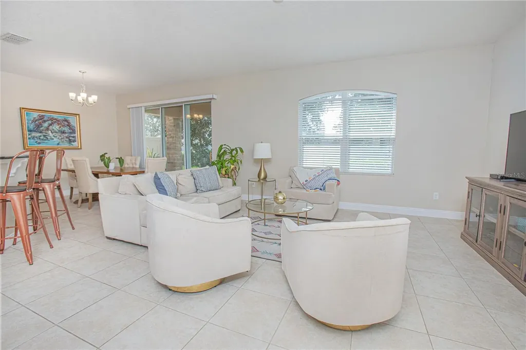 10665 Belfry Circle Orlando FL 32832