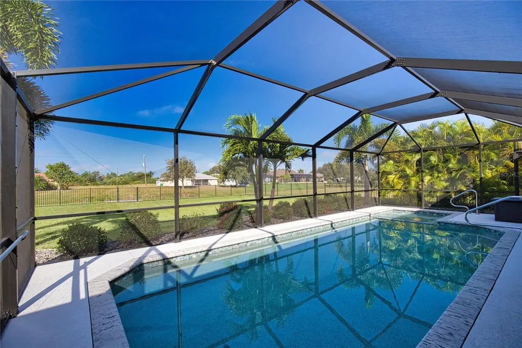 916 Boundary Boulevard Rotonda West FL 33947