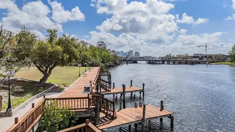 2780 N Riverside Drive Tampa FL 33602