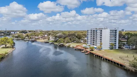 2780 N Riverside Drive Tampa FL 33602