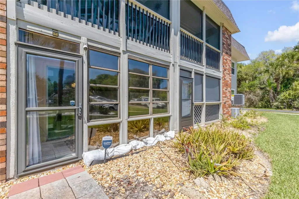 3800 Saxon Drive New Smyrna Beach FL 32169