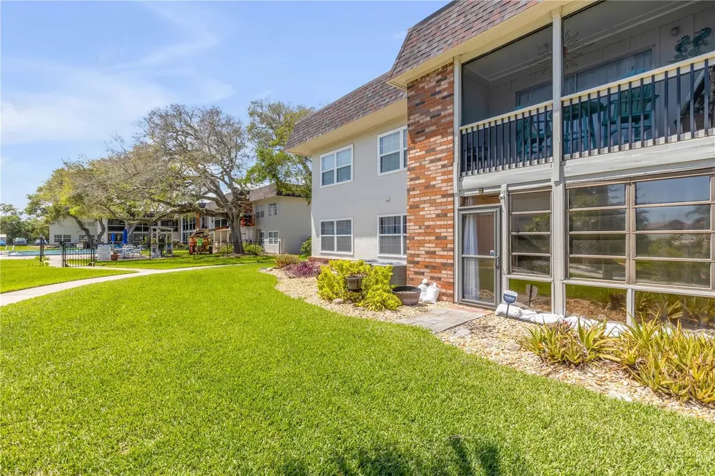 3800 Saxon Drive New Smyrna Beach FL 32169