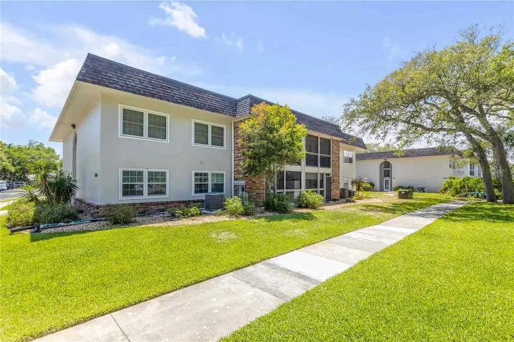 3800 Saxon Drive New Smyrna Beach FL 32169