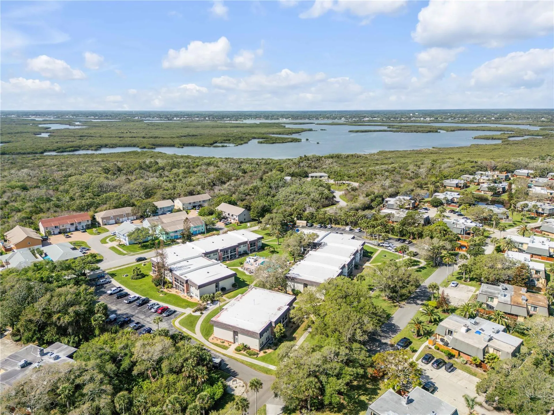 3800 Saxon Drive New Smyrna Beach FL 32169