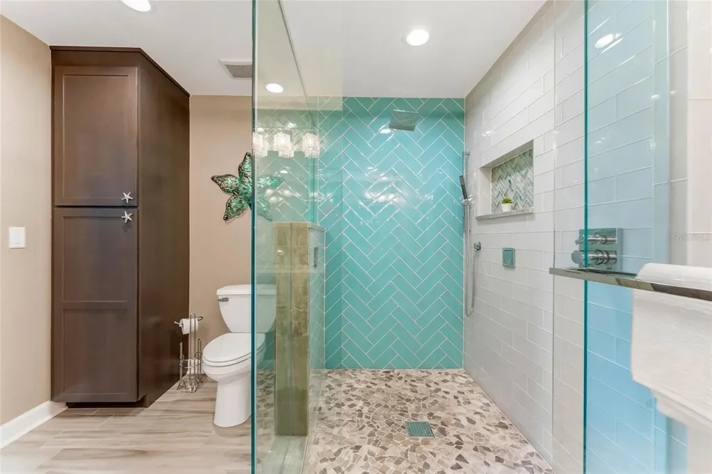 2875 66th Terrace S St Petersburg FL 33712