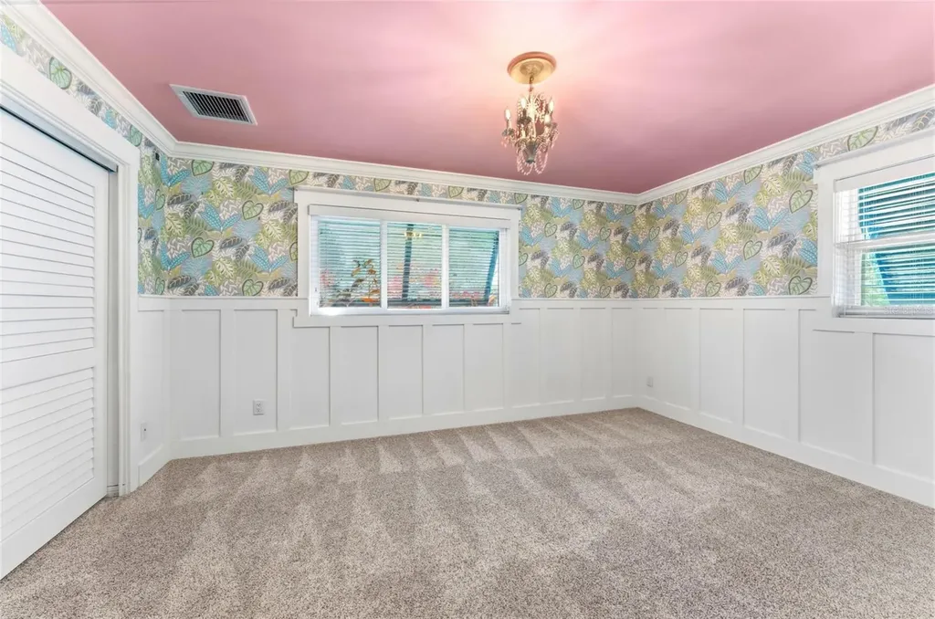2875 66th Terrace S St Petersburg FL 33712
