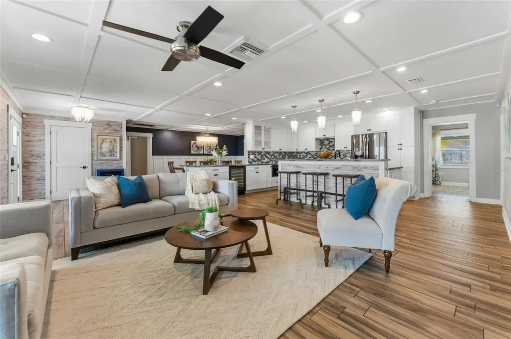 2875 66th Terrace S St Petersburg FL 33712