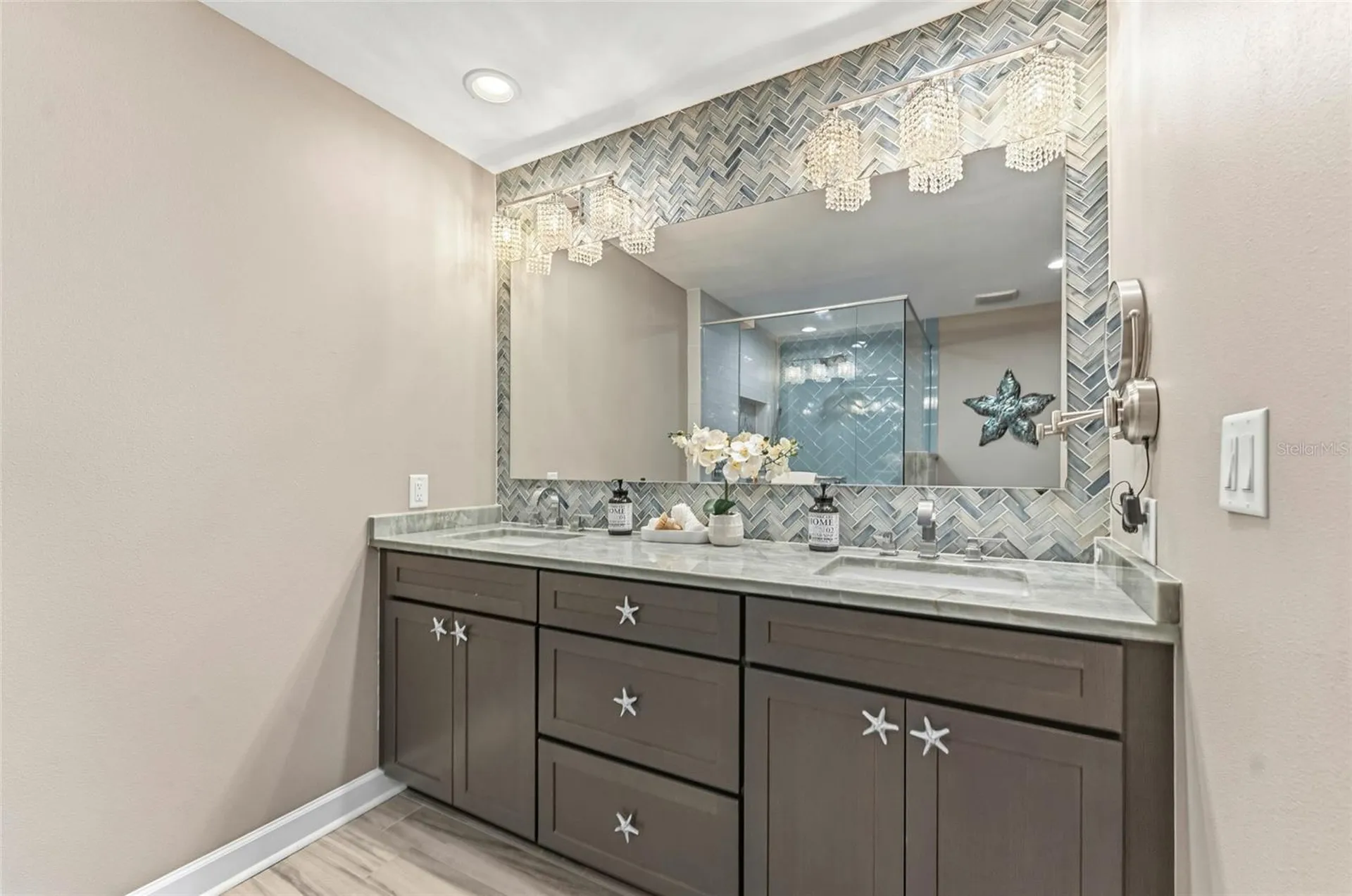 2875 66th Terrace S St Petersburg FL 33712