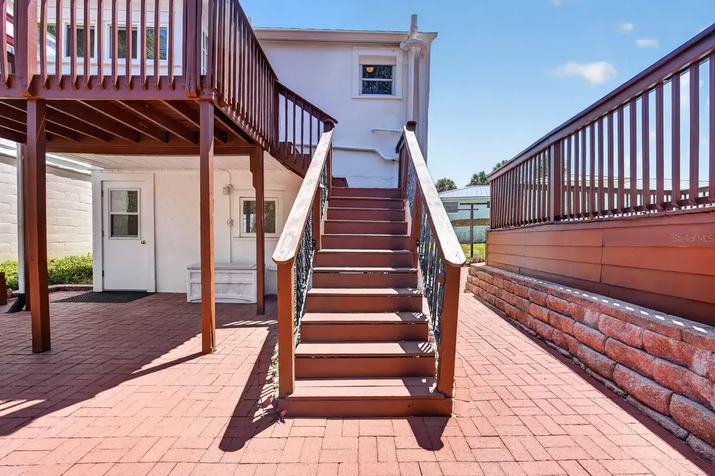 1225 Gamble Place Daytona Beach FL 32118