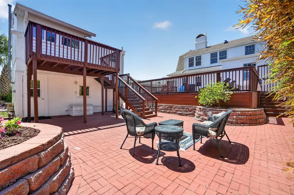 1225 Gamble Place Daytona Beach FL 32118