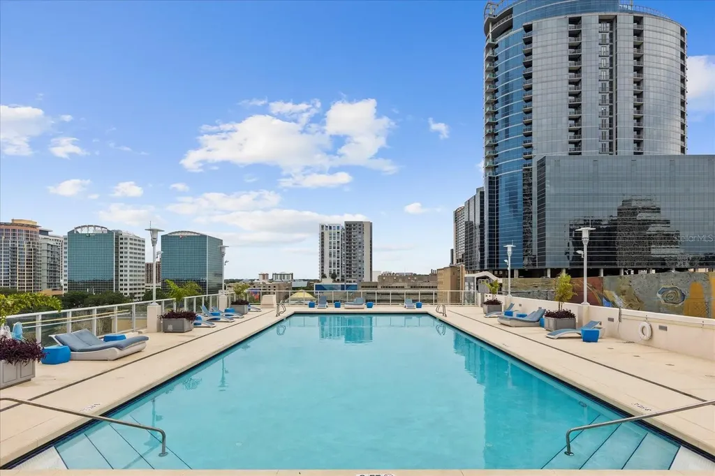 150 E Robinson Street Orlando FL 32801