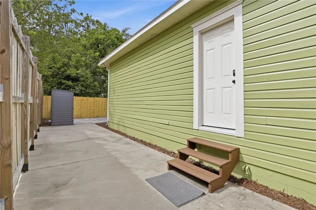 811 NW 3rd Avenue Gainesville FL 32601