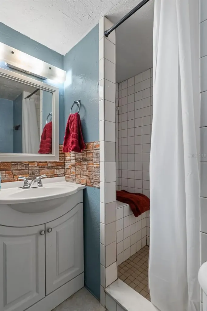 6946 E Channel Drive Hernando FL 34442