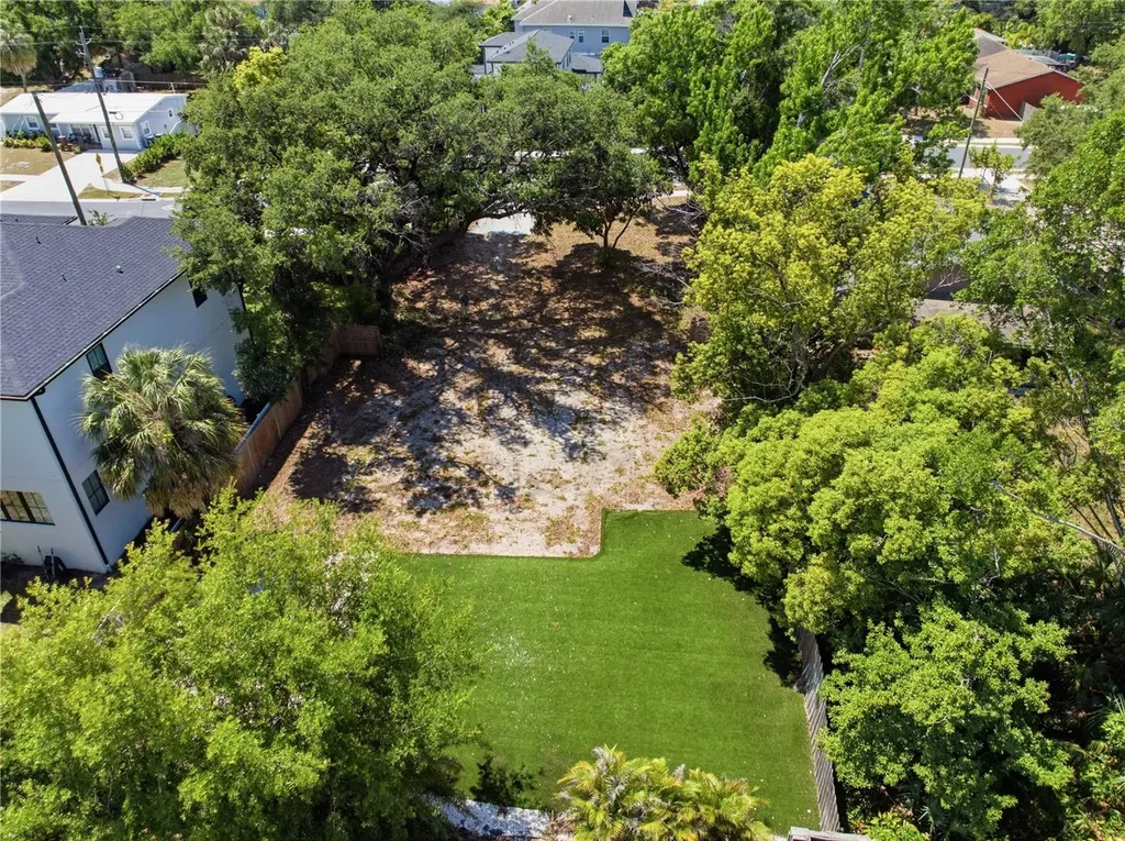 2929 W Averill Avenue Tampa FL 33611