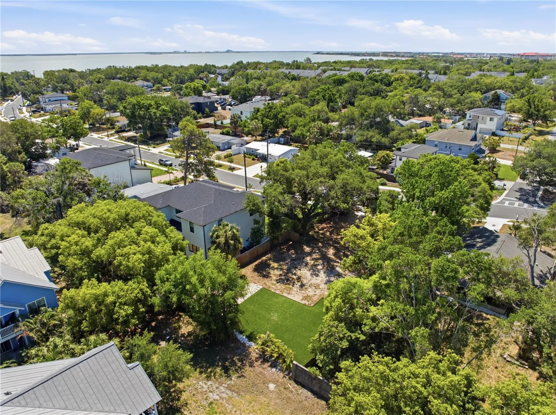 2929 W Averill Avenue Tampa FL 33611